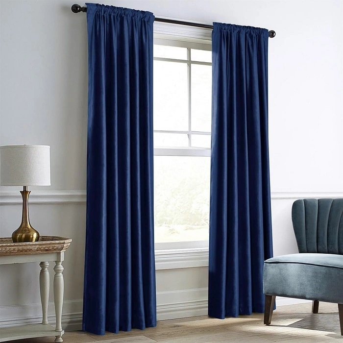 blue curtains s4