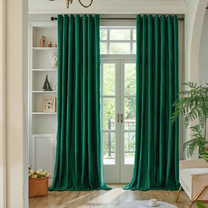 green curtains s4