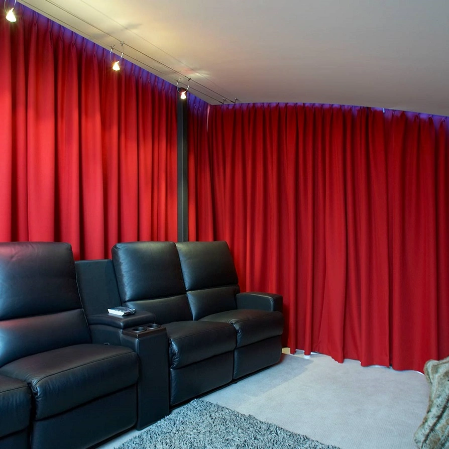 red curtains s6