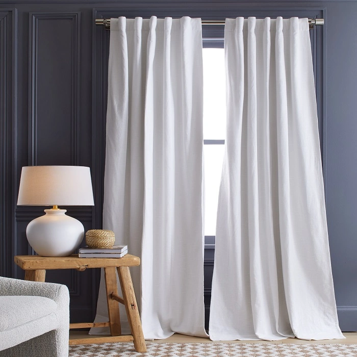 white curtains s1