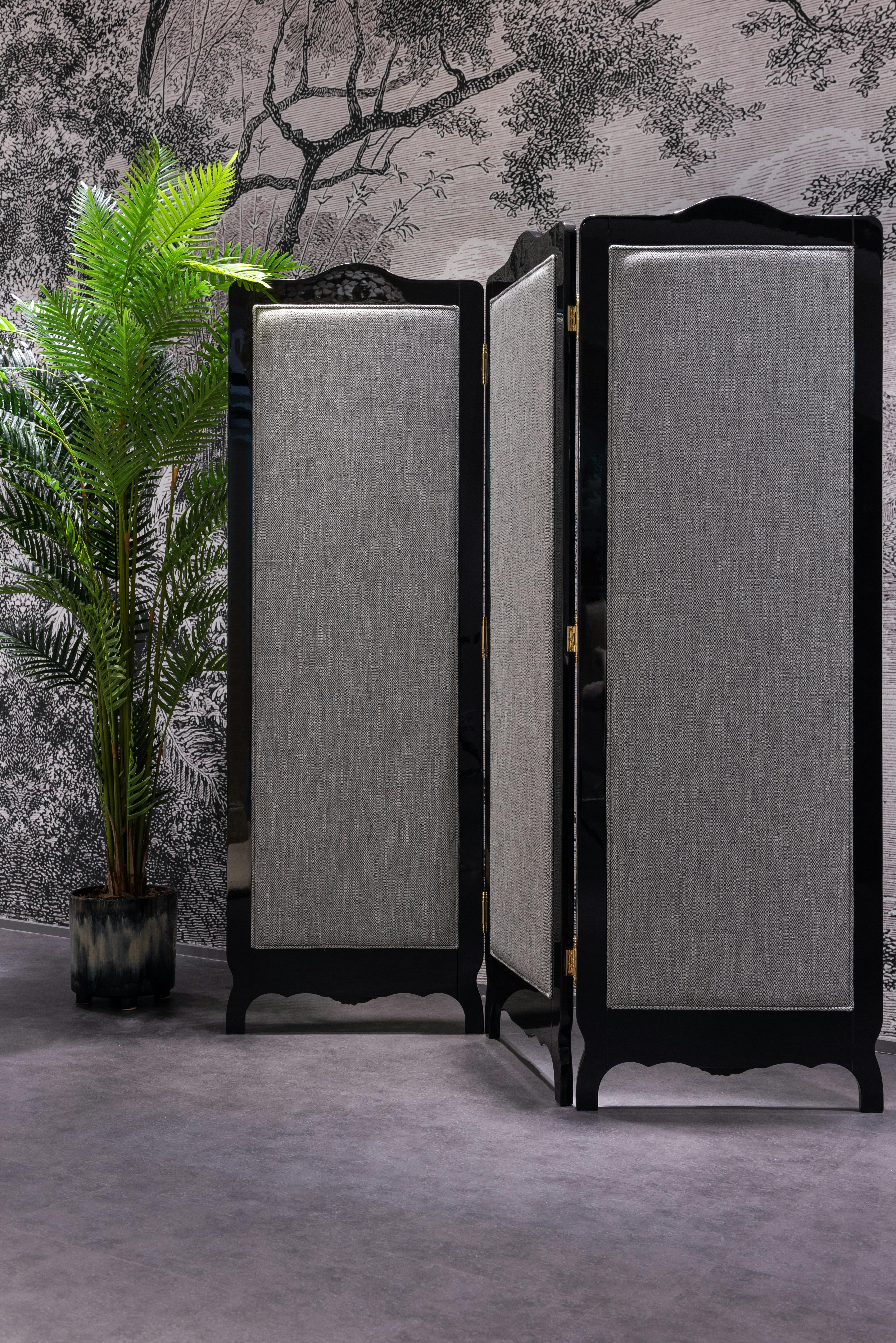 What Is a Wall Divider and How to Use It?